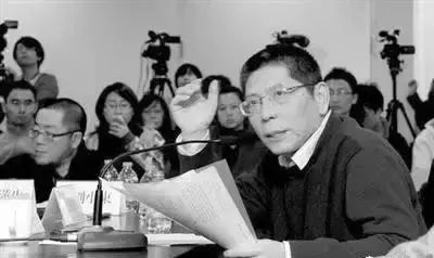哲学家只要能解决这两个问题,就能解决人类的大多数疑惑